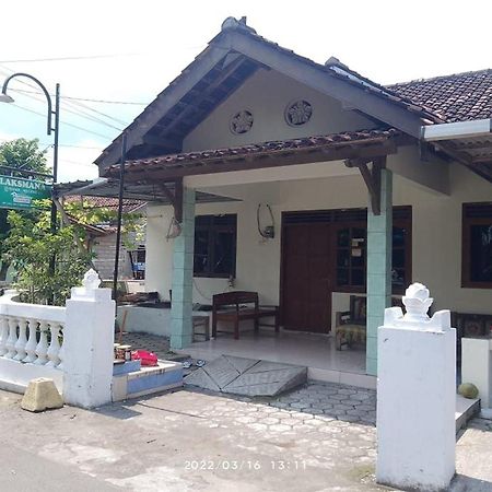 Homestay Damandiri Prambanan Syariah Salakan Zewnętrze zdjęcie